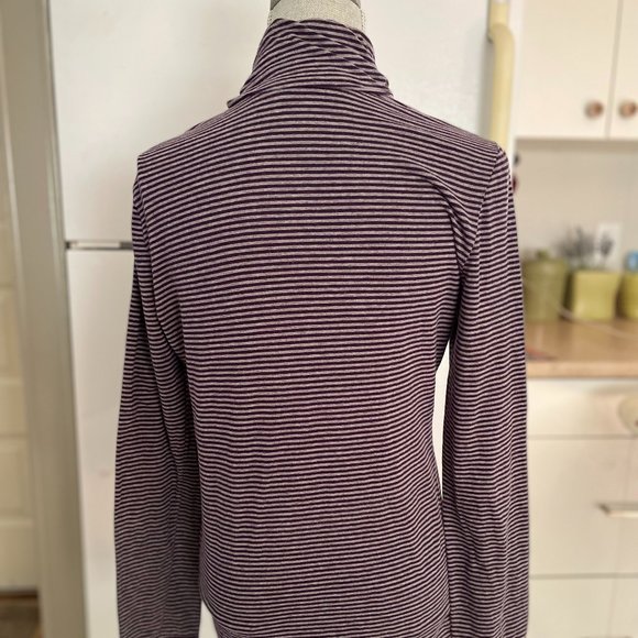 H&M Midtown Gray Purple Striped Cotton Turtleneck - Picture 4 of 5